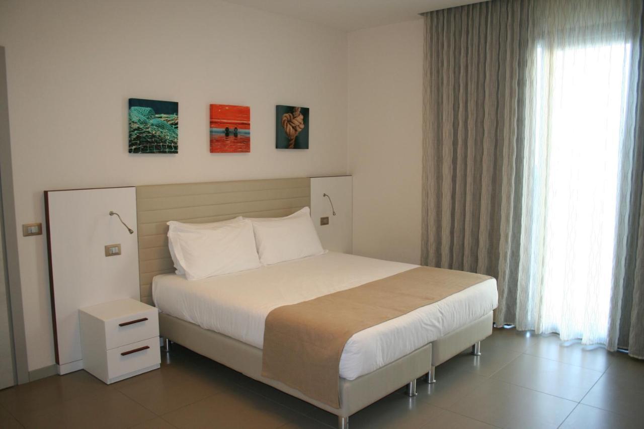 Hotel & Residence Cavalluccio Marino リミニ 部屋 写真