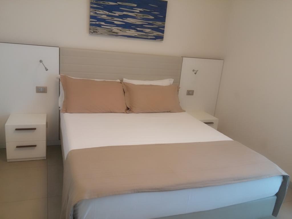 Hotel & Residence Cavalluccio Marino リミニ エクステリア 写真